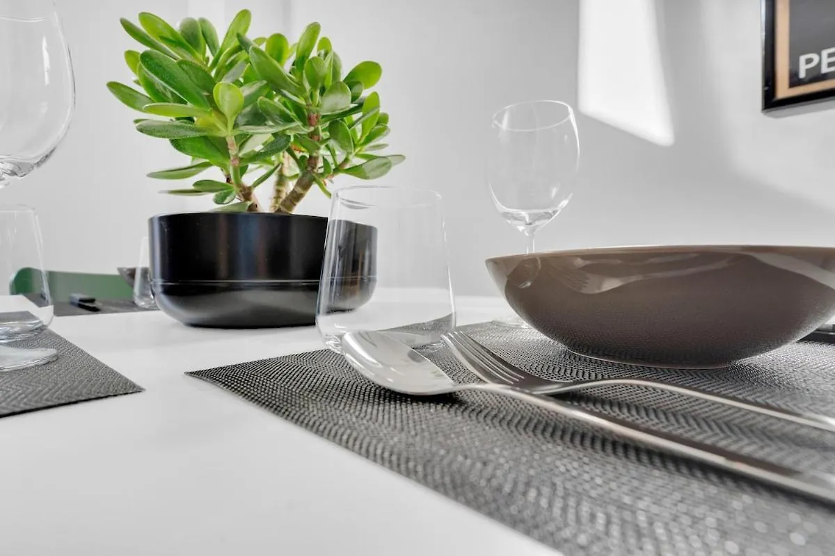 Design X3-Bilocale Raffinato Con Ogni Comfort 밀라노 아파트